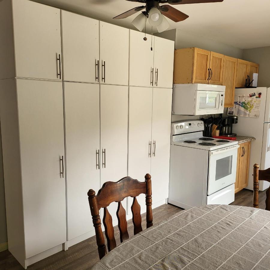 Вилла Michaels Bay Getaway On Manitoulin Island South Baymouth Экстерьер фото